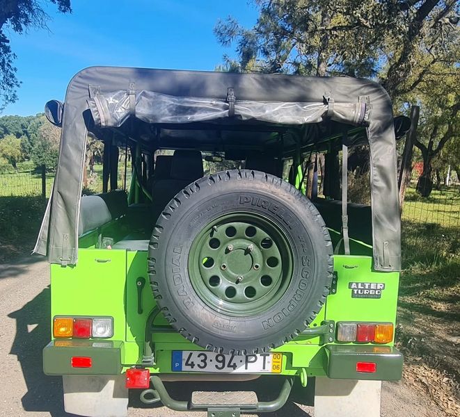 Sinotruk Hohan 6x4 • 2000 • 37,000 km 9