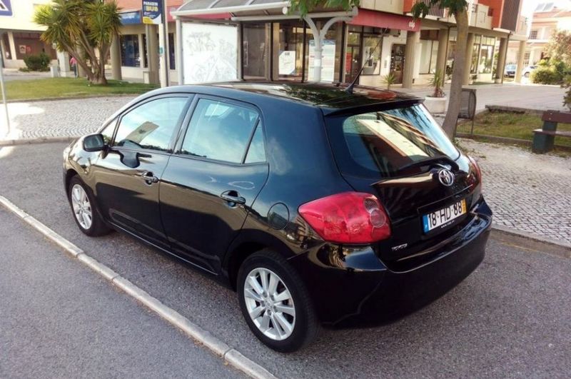 Toyota Auris • 2009 • 170,000 km 2
