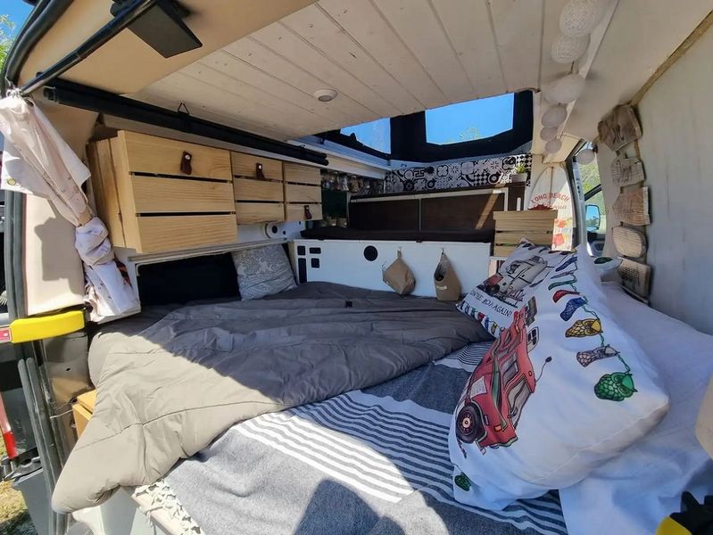 Ford Transit • 2015 • 104,000 km 11