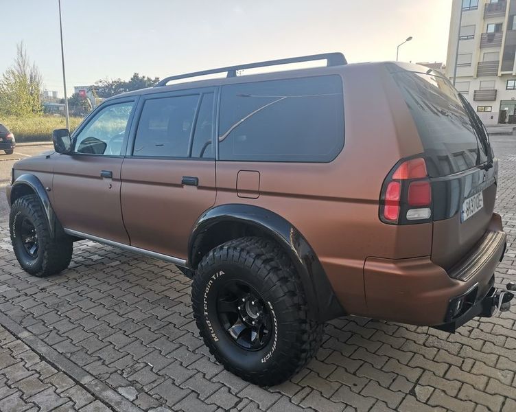 Mitsubishi Pajero Wagon • 2001 • 166,000 km 3