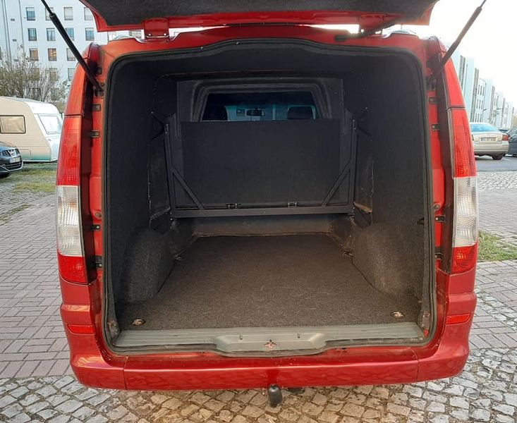 Mercedes-Benz 310 Van • 2007 • 80,000 km 6