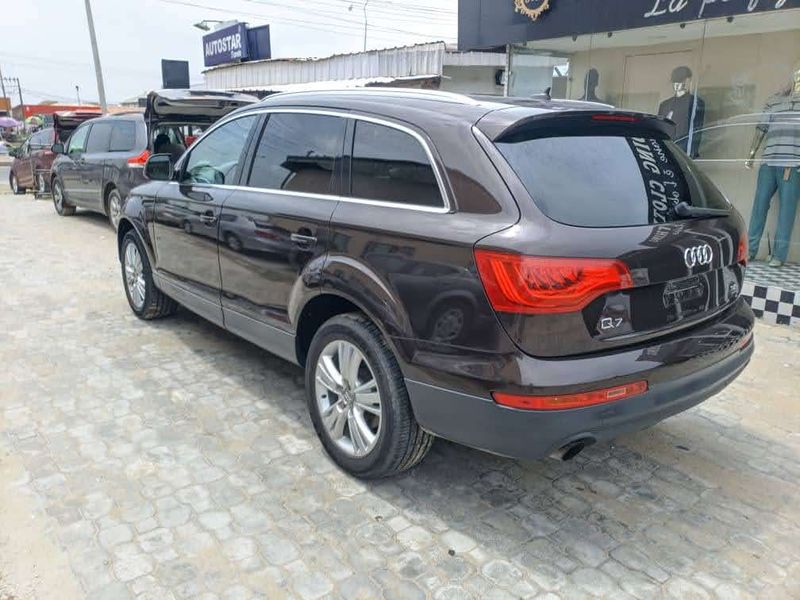 Audi Q7 • 2018 • 50,000 km 2