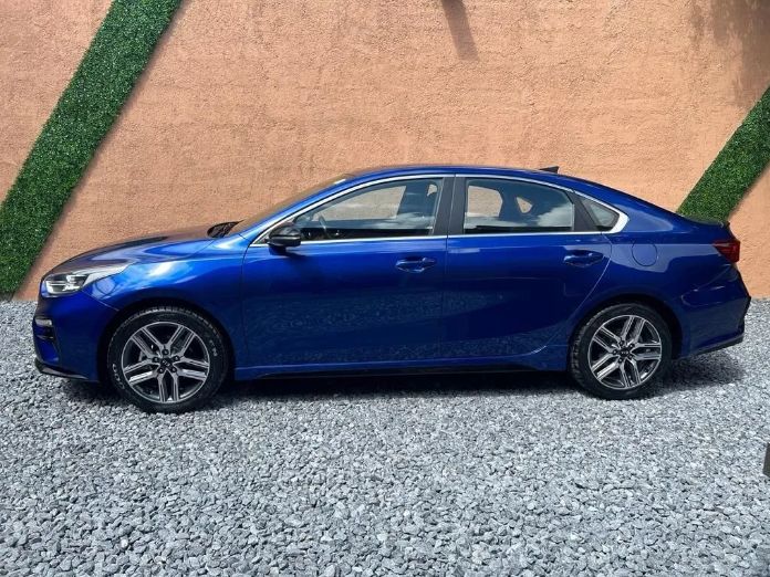 Kia Forte • 2020 • 70,000 km 4