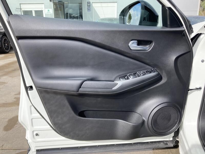 Nissan Juke • 2024 • 4,226 km 15