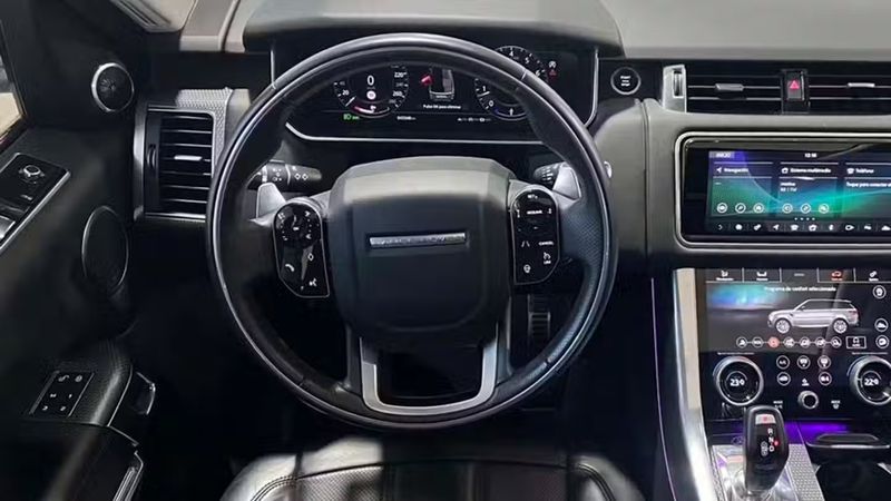 Land Rover Range Rover Sport • 2019 • 43,000 km 9