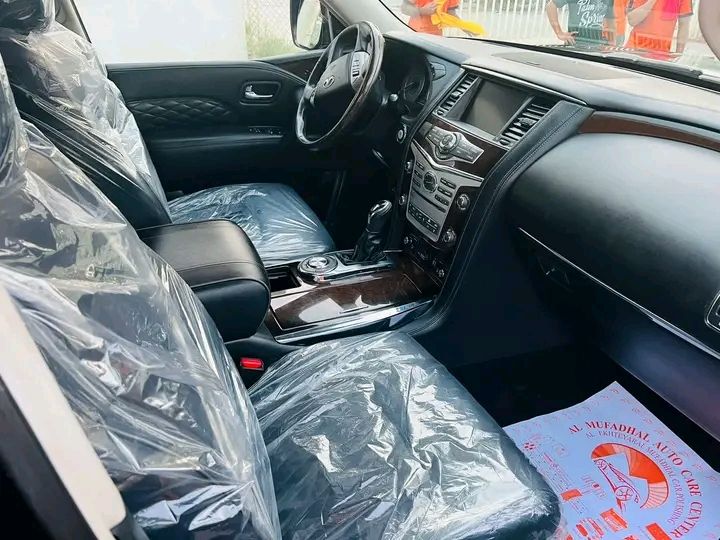 Infiniti QX80 • 2020 • 0 km 3