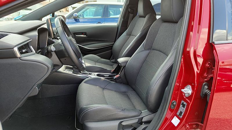 Toyota Corolla • 2020 • 50,773 km 5