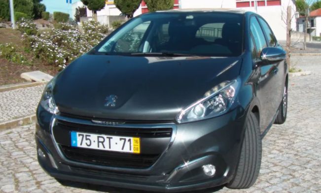 Peugeot 207 • 2016 • 52,000 km 1