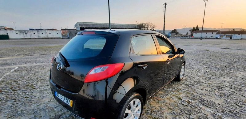 Mazda 2 • 2008 • 129,000 km 4
