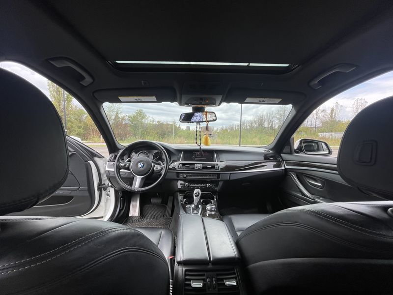 BMW 5 Series • 2016 • 76,000 km 9