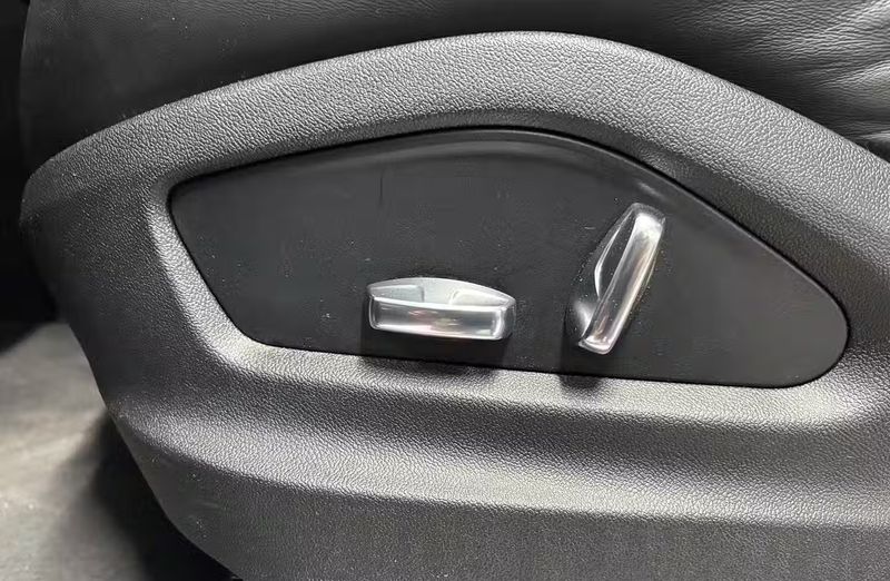 Porsche Cayenne Coupe • 2021 • 70,500 km 8