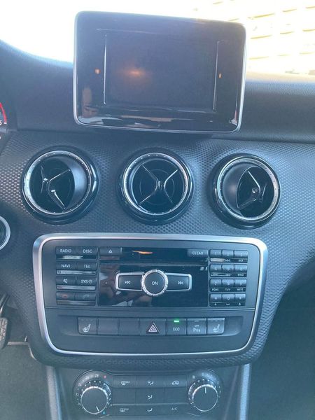 Mercedes-Benz A • 2015 • 60,000 km 4
