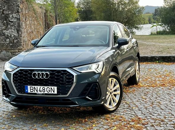 Audi Q3 • 2021 • 33,618 km 1