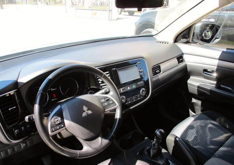 Mitsubishi Outlander • 2013 • 189,999 km 8