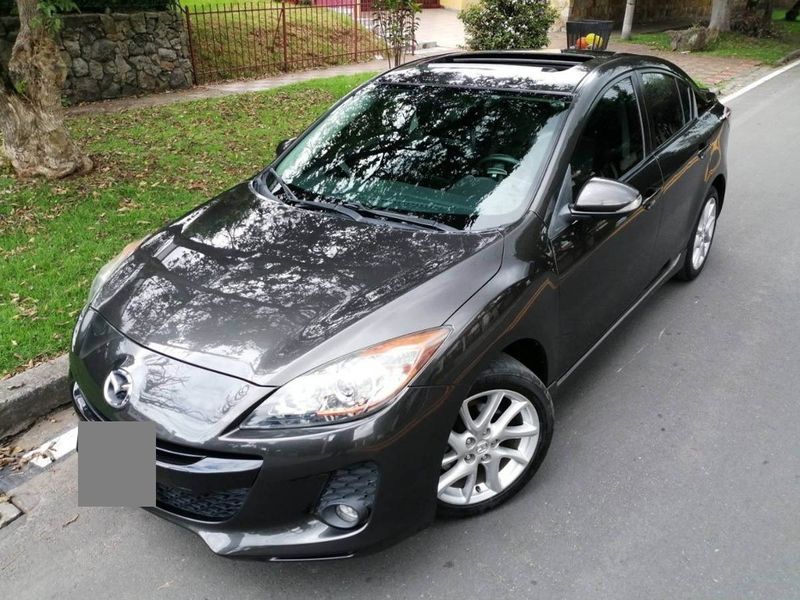 Mazda 3 • 2014 • 92,000 km 1