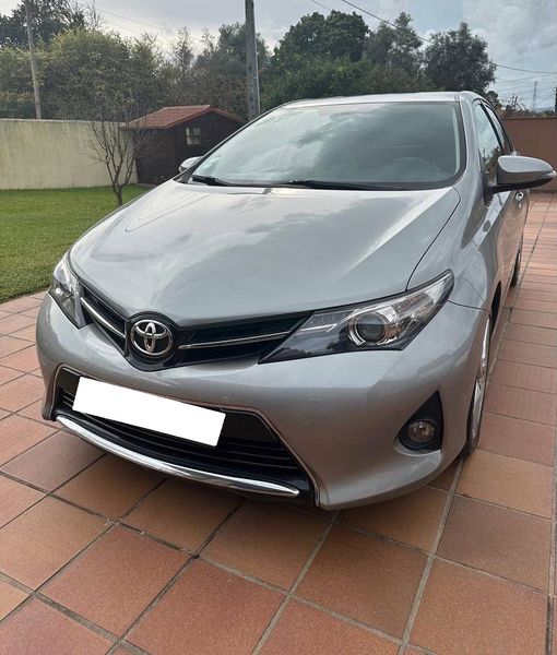Toyota Auris • 2014 • 188,600 km 1