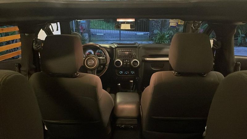 Jeep Wrangler • 2011 • 123,000 km 10