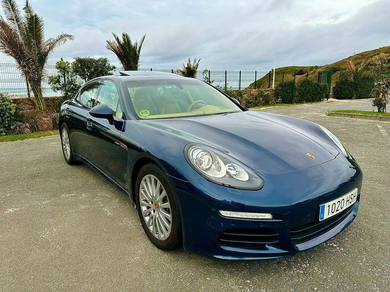 Porsche Panamera • 2013 • 176,000 km 1