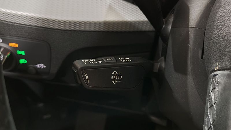 Audi Q3 • 2023 • 40,892 km 8