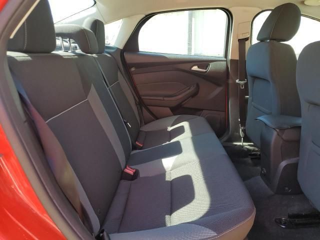 Ford Focus • 2014 • 10,000 mi 6