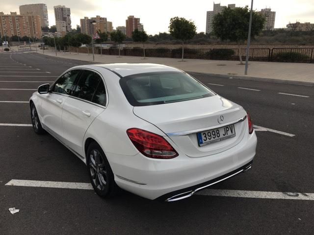 Mercedes-Benz C • 2015 • 40,000 km 9