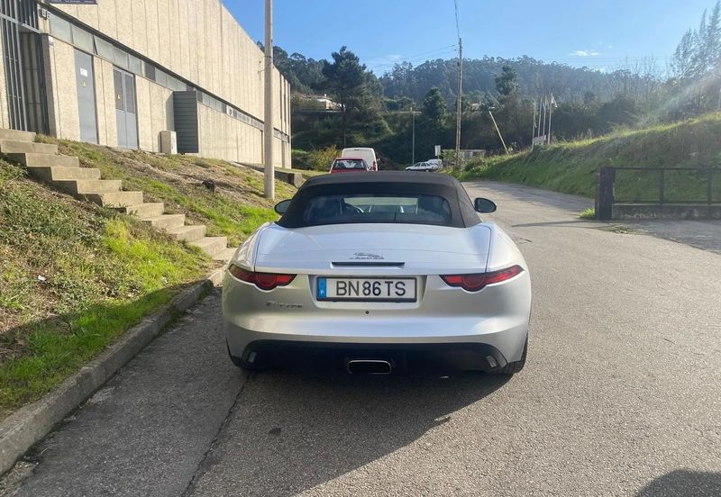 Jaguar F-Type • 2018 • 31,000 km 3