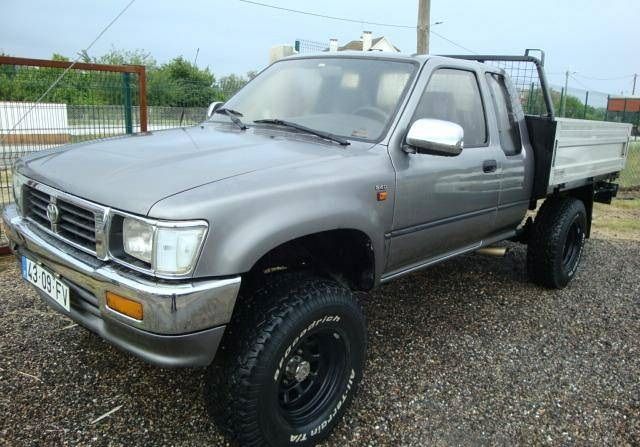 Toyota Hilux • 1995 • 200,000 km 1