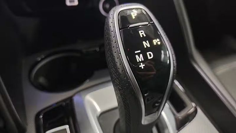 Alfa Romeo Giulia • 2023 • 24,656 km 7