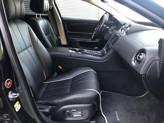 Jaguar XJ • 2013 • 65,397 km 6