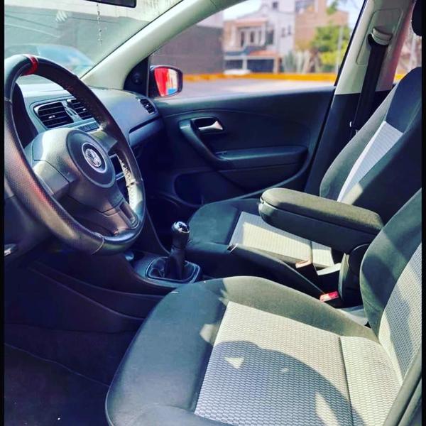 Volkswagen Vento • 2014 • 81,000 km 6