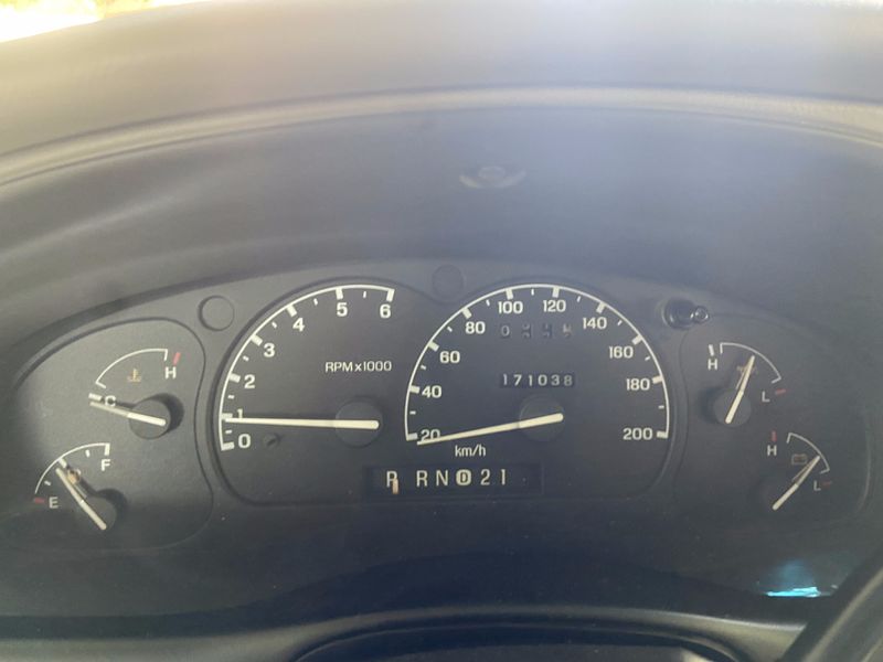 Ford Explorer • 1997 • 171,000 km 5