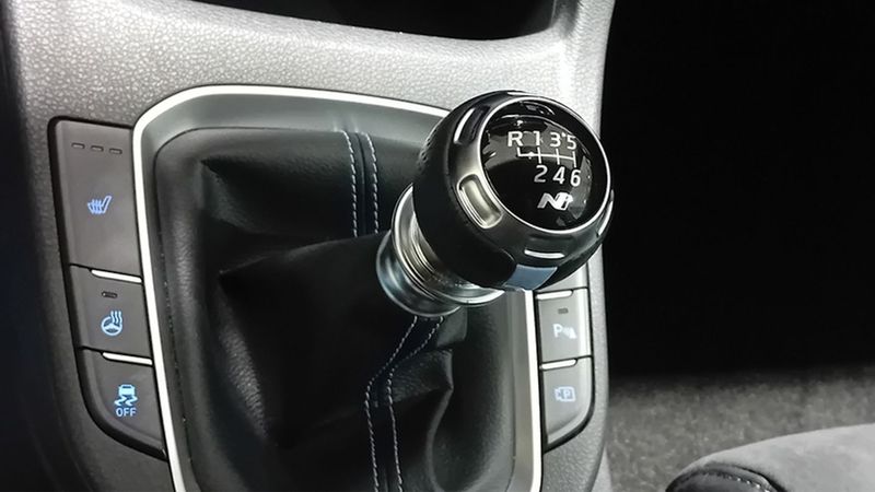 Hyundai i30 • 2022 • 5,679 km 5