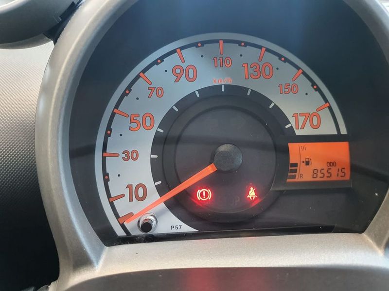 Peugeot 107 • 2011 • 85,515 km 8