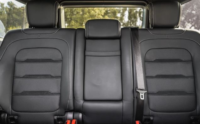 Mercedes-Benz G-Class • 2019 • 30,800 km 14