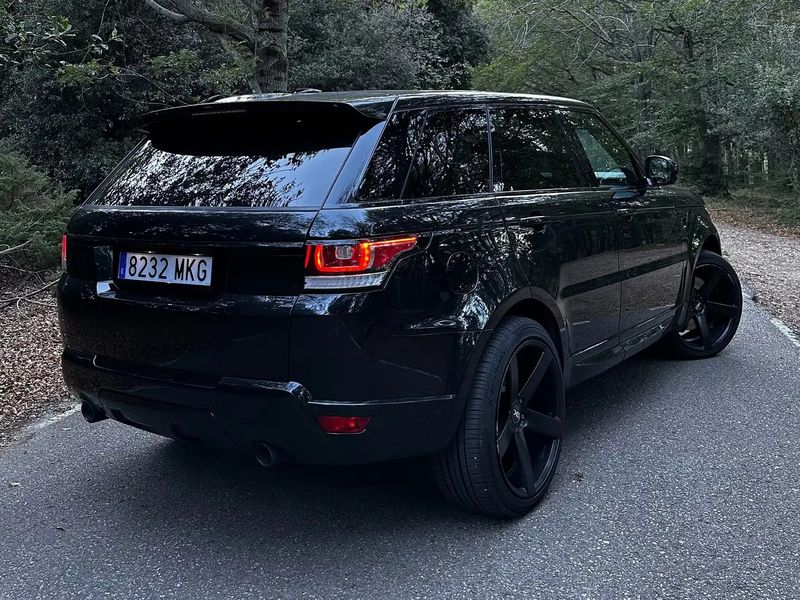 Land Rover Range Rover Sport • 2013 • 105,000 km 2