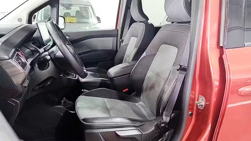 Renault Kangoo • 2022 • 19,000 km 5