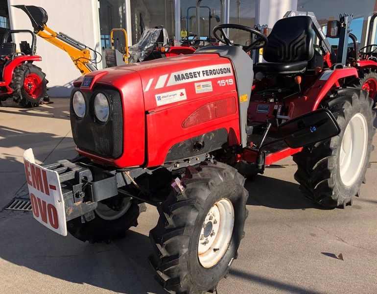 Ace Tractor Massey Ferguson 1519 semi-novo • 2010 • 1,092 km 1