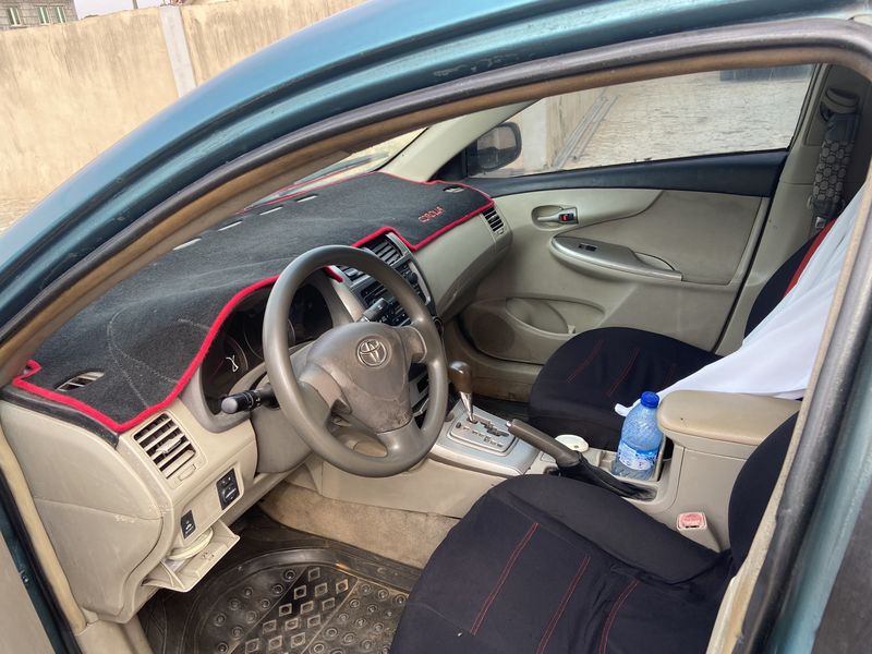 Toyota Corolla • 2008 • 230,000 km 3