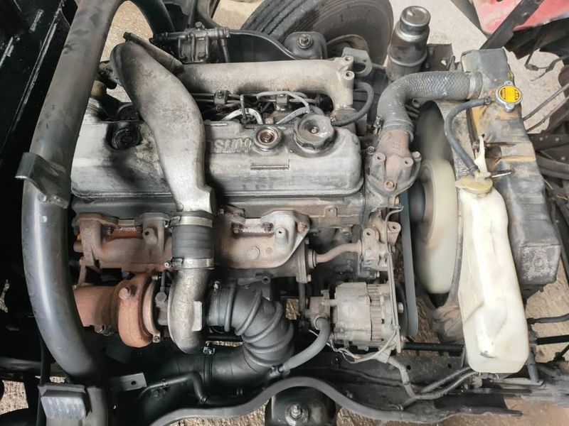 Mitsubishi Fuso canter • 2011 • 135,000 km 5