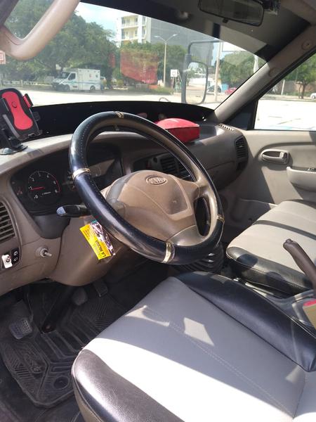 Kia Pregio • 2013 • 219,000 km 3