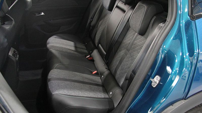 Peugeot 408 • 2023 • 17,173 km 18