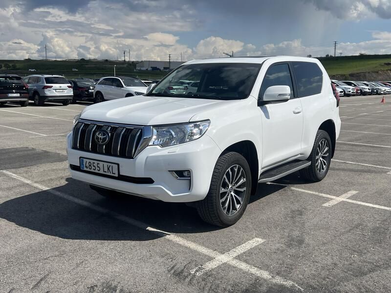Toyota Land Cruiser • 2020 • 43,764 km 3