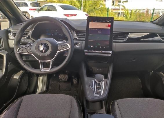 Mitsubishi ASX • 2024 • 1,500 km 8