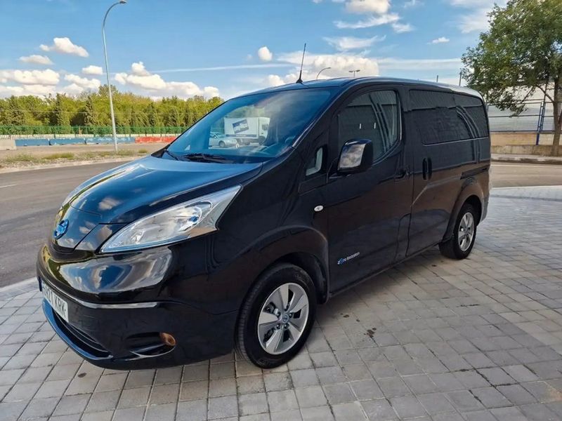 Nissan NV200 • 2018 • 149,000 km 9