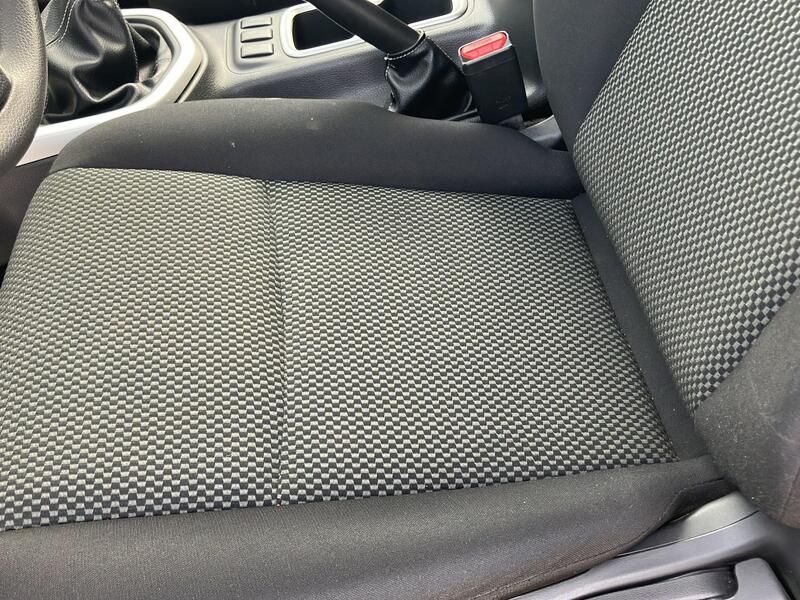 Nissan Navara • 2021 • 36,872 km 9