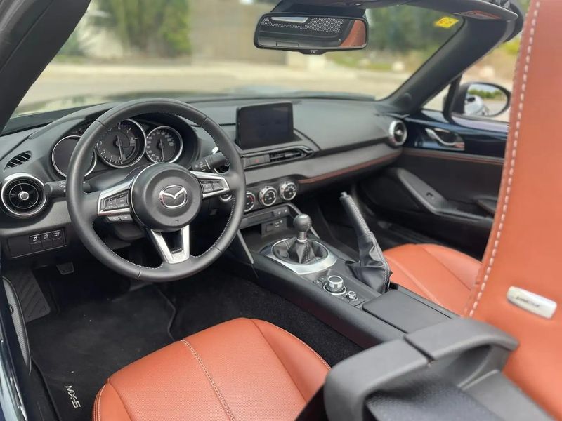 Mazda MX-5 • 2022 • 19,750 km 6