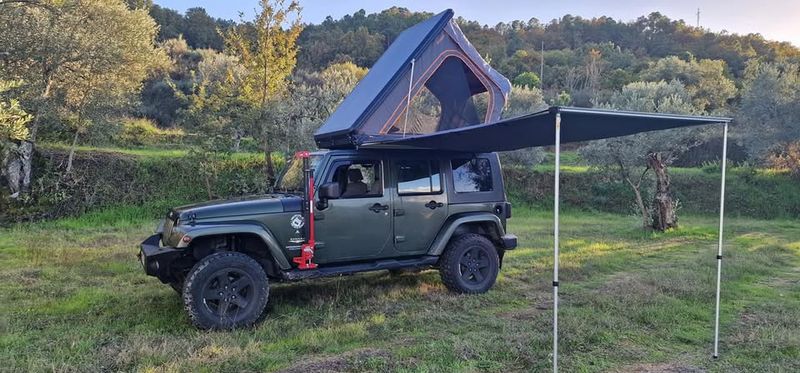 Jeep Wrangler • 2007 • 182,000 km 1