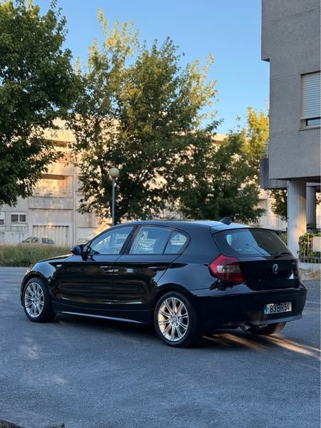BMW 328i • 2005 • 118,000 km 3