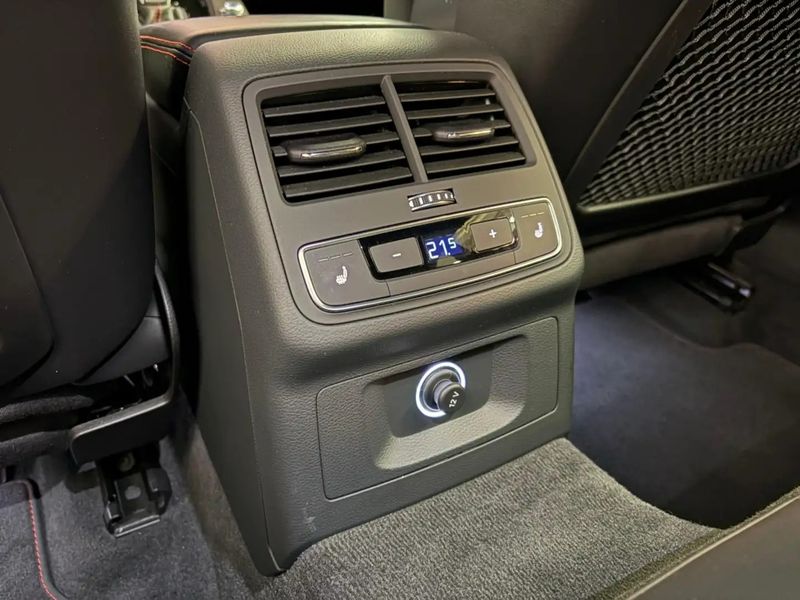 Audi RS 4 • 2020 • 60,000 km 12