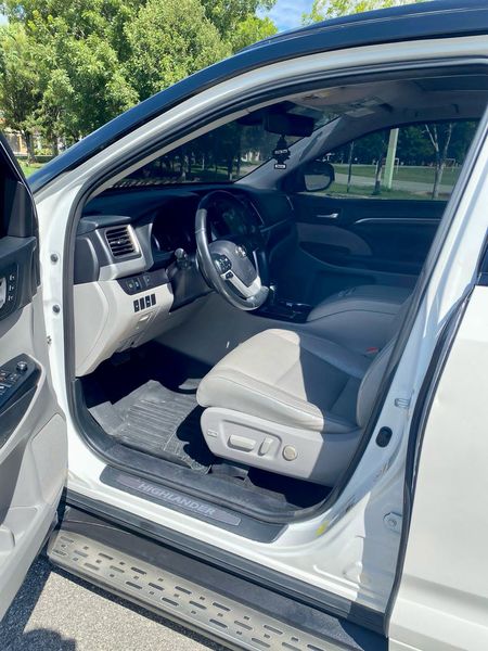Toyota Highlander • 2017 • 78,200 mi 4